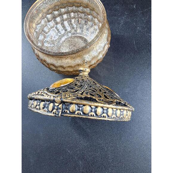 Vintage Filigree Powder Or Trinket Glass bowl w/lid. Used On Dresser Or Vanity - Picture 5 of 6